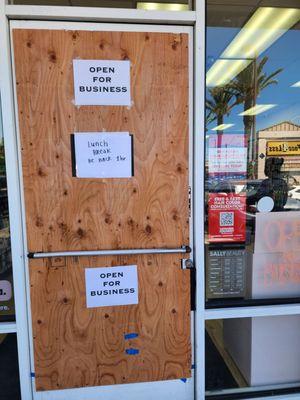 Business hours are listed 9 to 7 today... It's 2pm and there's a " lunch break back in 1 hour sign"