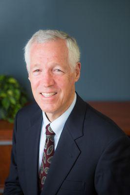 Dr. Jon H. Lischke, MD practices at IGO Medical Group, AMC