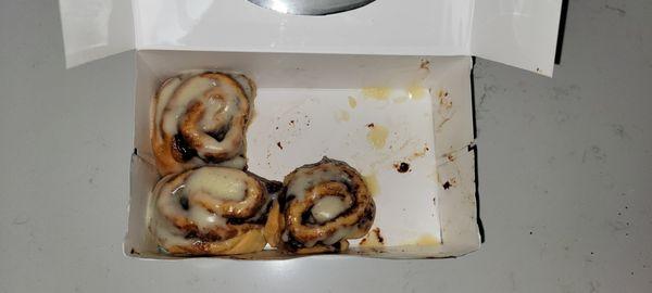 Cinnabon 6-Pack