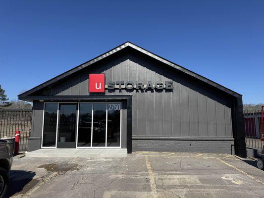 Conway U Storage storefront