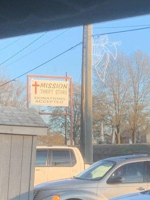 Mission Thrift Store