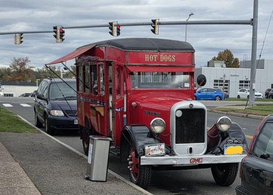 Maggie's Hot Dog Truck