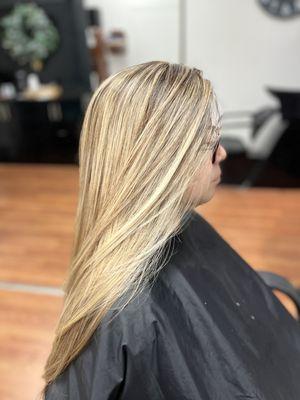 Touch Up Hair Studio