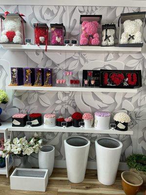 Flowers & Scents Gifts Boutique