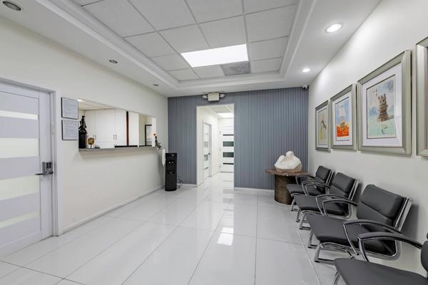 Interior of Mountain Spine Orthopedics Miami