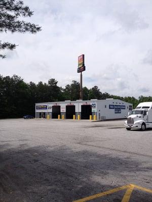 Pilot Truck Care Center