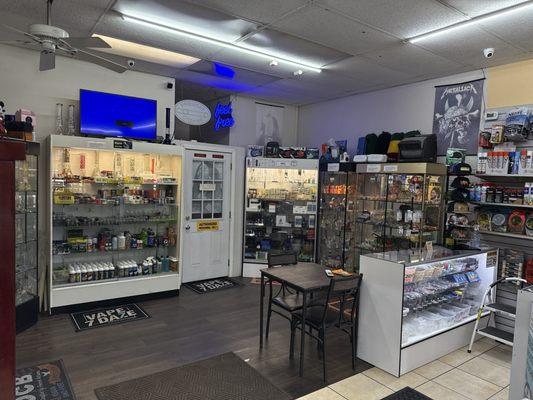 Smoke & Gifts 4 Less