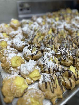 Cream puffs