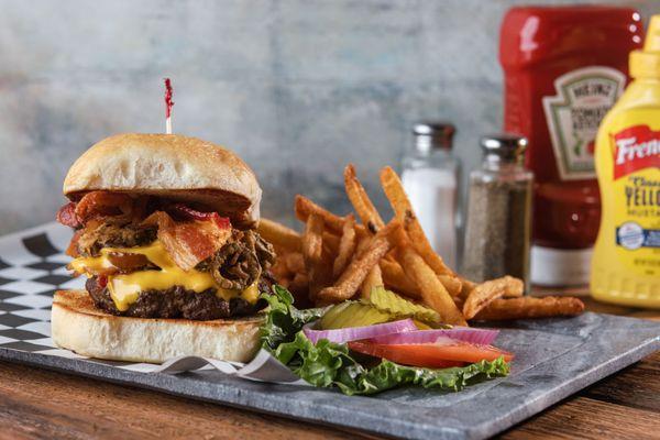 Billy's Grille & Bar