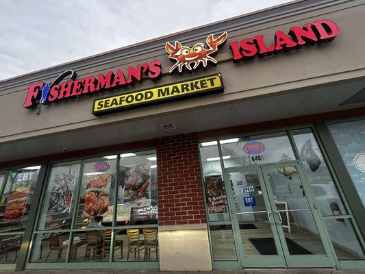Fishermen's Island. Seafood Market. 6408 Calumet Ave, Hammond, IN .Cool !
