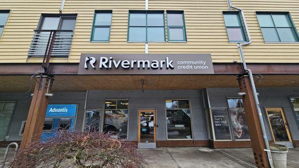 A photograph of the Rivermark Community Credit Union Fremont branch exterior.