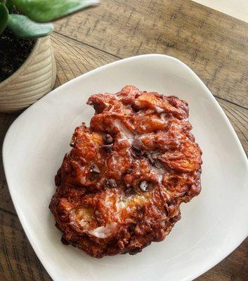 Giant apple fritter