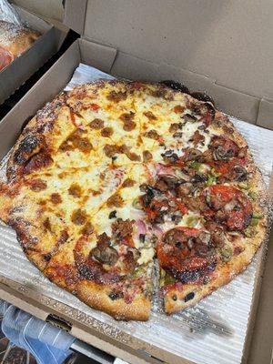 Stromboli's Pizza Inside Borculo Express