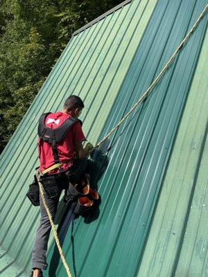 Looking for a roof repair?
Give us a call today for a free quote!