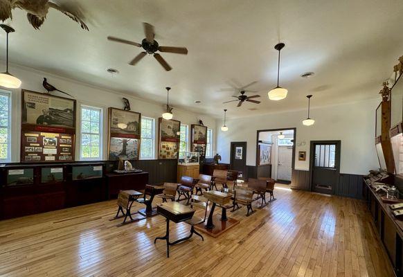 Little Red Schoolhouse Nature Center