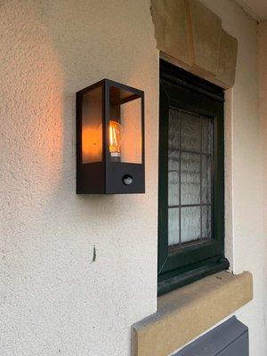 Airwaves Electrician