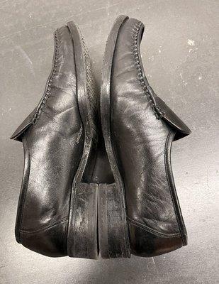 Arnold's Custom Shoe Repair