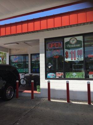 Elias Deli & Produce Market