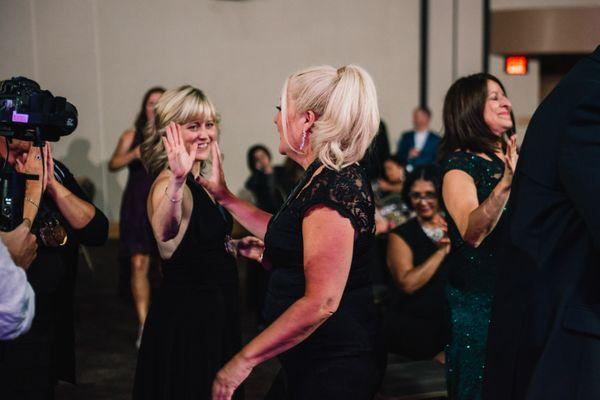 Live stream Live streaming services Livestream Livestreaming Live-streaming Wedding Live streaming Event livestreaming