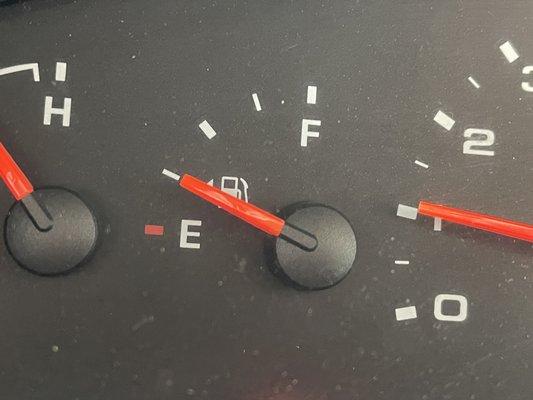 They rent trucks out at 1/4 and charge you a $30 surcharge in addition to the fuel charges if you are below 1/4. SHADY!!!!!