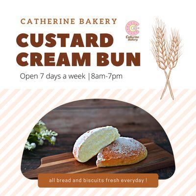 Happy Good Friday and Easter~
Live, love and eat... Cream bun~