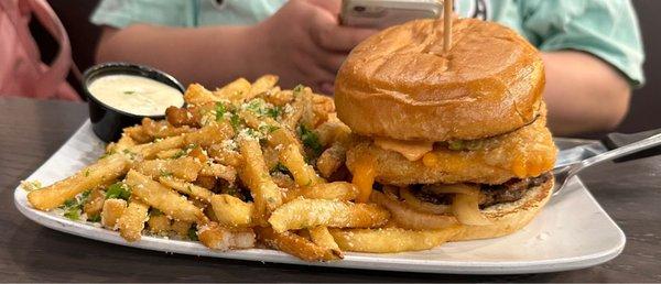 Crave Real Burgers - Castle Rock
