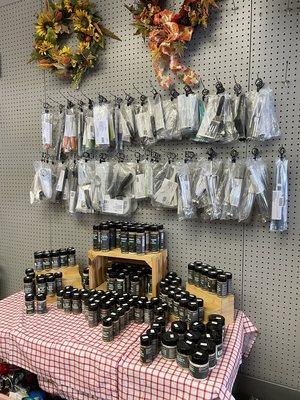 Mom’s Market And Massage