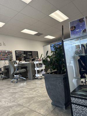 Nails Studio & Beyond