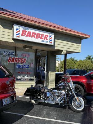 Island Barber Parlour
