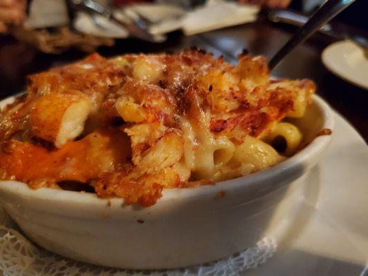 Lobster mac and cheese