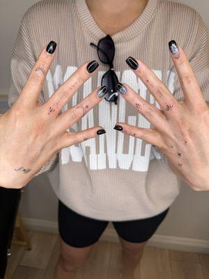 ornamental hand tattoo