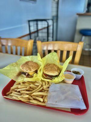 Allstar Bacon Cheeseburger & Allstar cheeseburger + "Box of Fries"