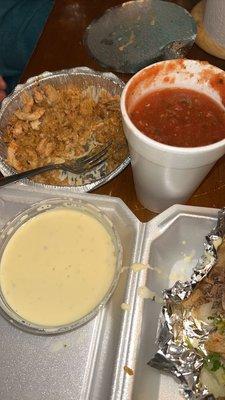 Arroz con pollo Queso Salsa