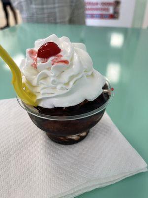 Sundae! Strawberry topping, chocolate syrup, no nuts