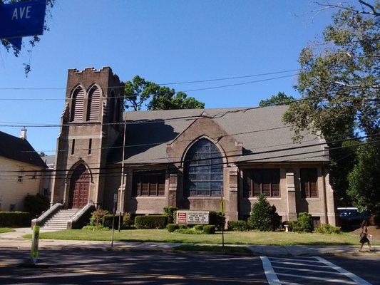 Living Gospel Baptist Church
