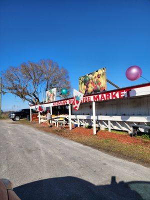 Norman's Fruit Stand
