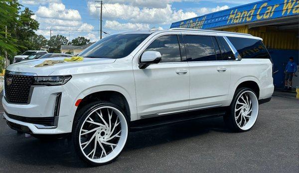 Leal's Tires & Wheels