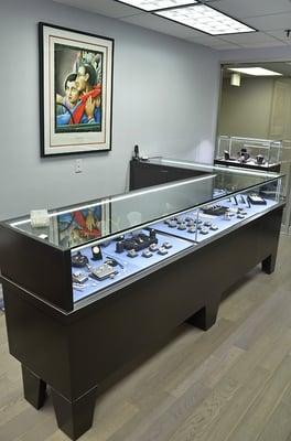 Seymour Small Jewelry