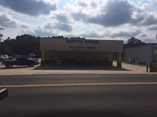 Smith Brothers Collision Center