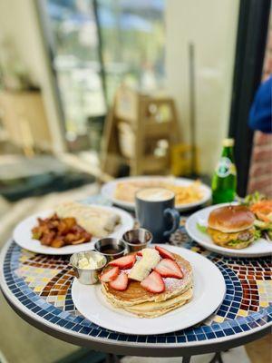 Lazy Daisy - Mar Vista