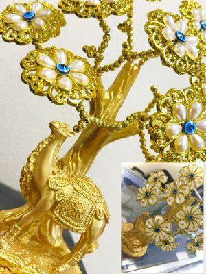 Eyebrow threading by Nari