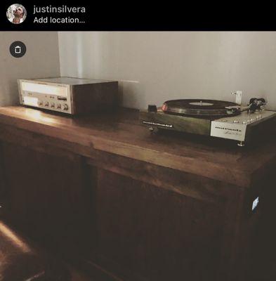 Marantz receiver with turntable.