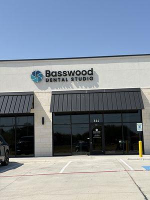 Basswood Dental Studio