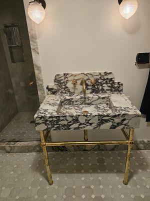 Gallion piping and heating