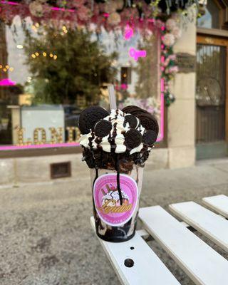 Oreo Specialty Shake