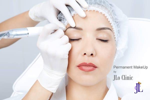 JLo Clinic specialize in the most natural eyebrow permanent makeup in Miami.