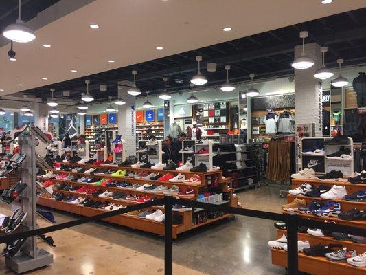 Champs Sports