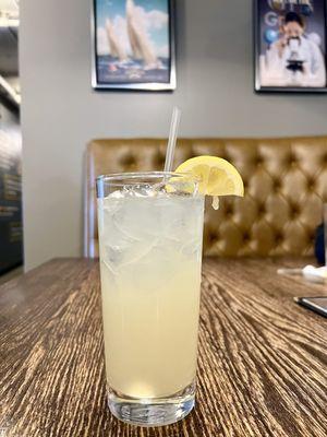 Classic- vodka lemonade.