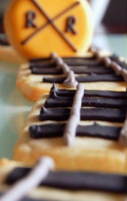 Railroad track cookies