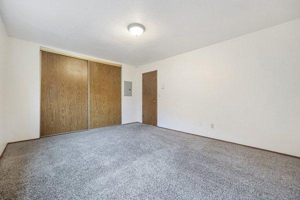 Applegate Apartments